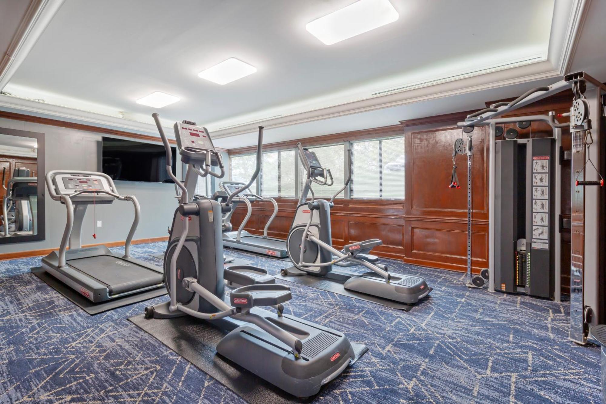 Clarion Hotel & Suites BWI Airport North Brooklyn Park Esterno foto