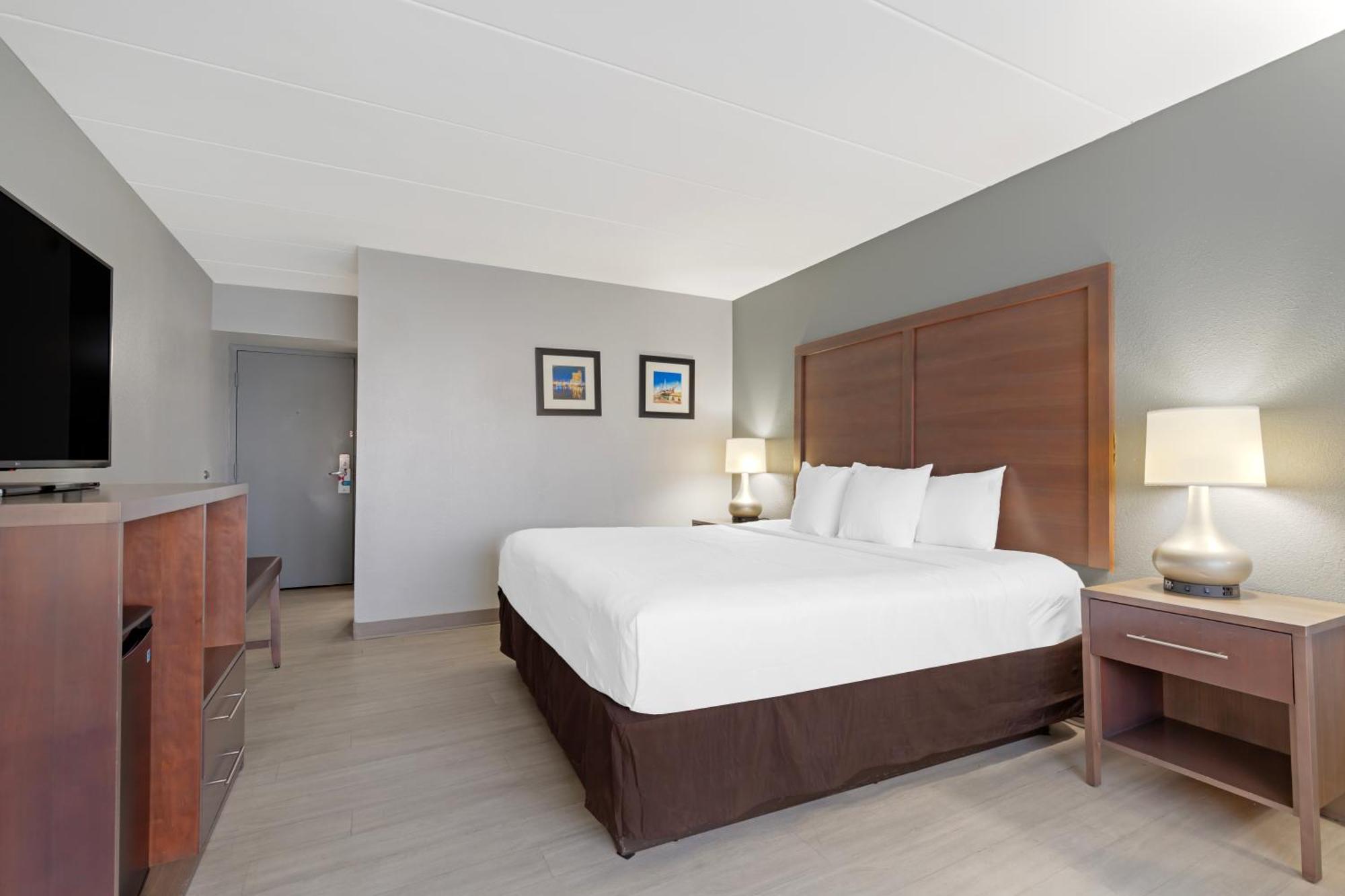 Clarion Hotel & Suites BWI Airport North Brooklyn Park Esterno foto